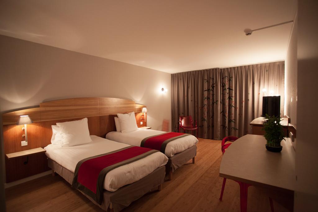 Hotel C Suites Chambres Spacieuses Nîmes Room photo