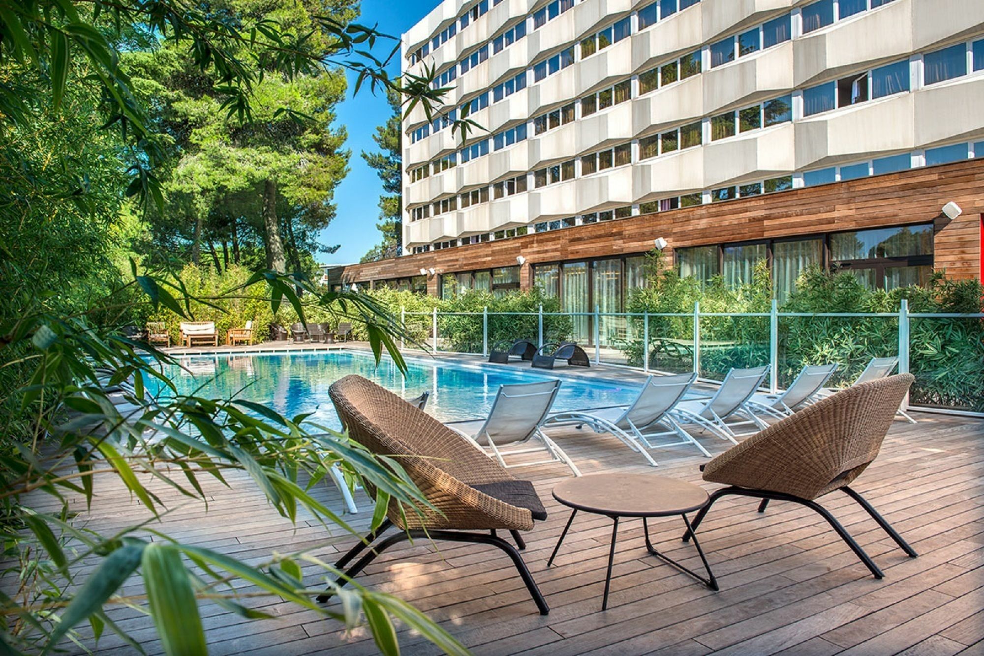 Hotel C Suites Chambres Spacieuses Nîmes Exterior photo